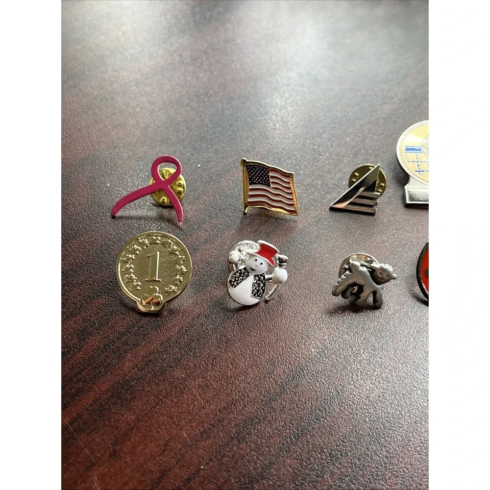 Lot Of 10 Random Mixed Lapel Hat‎ Pins A3